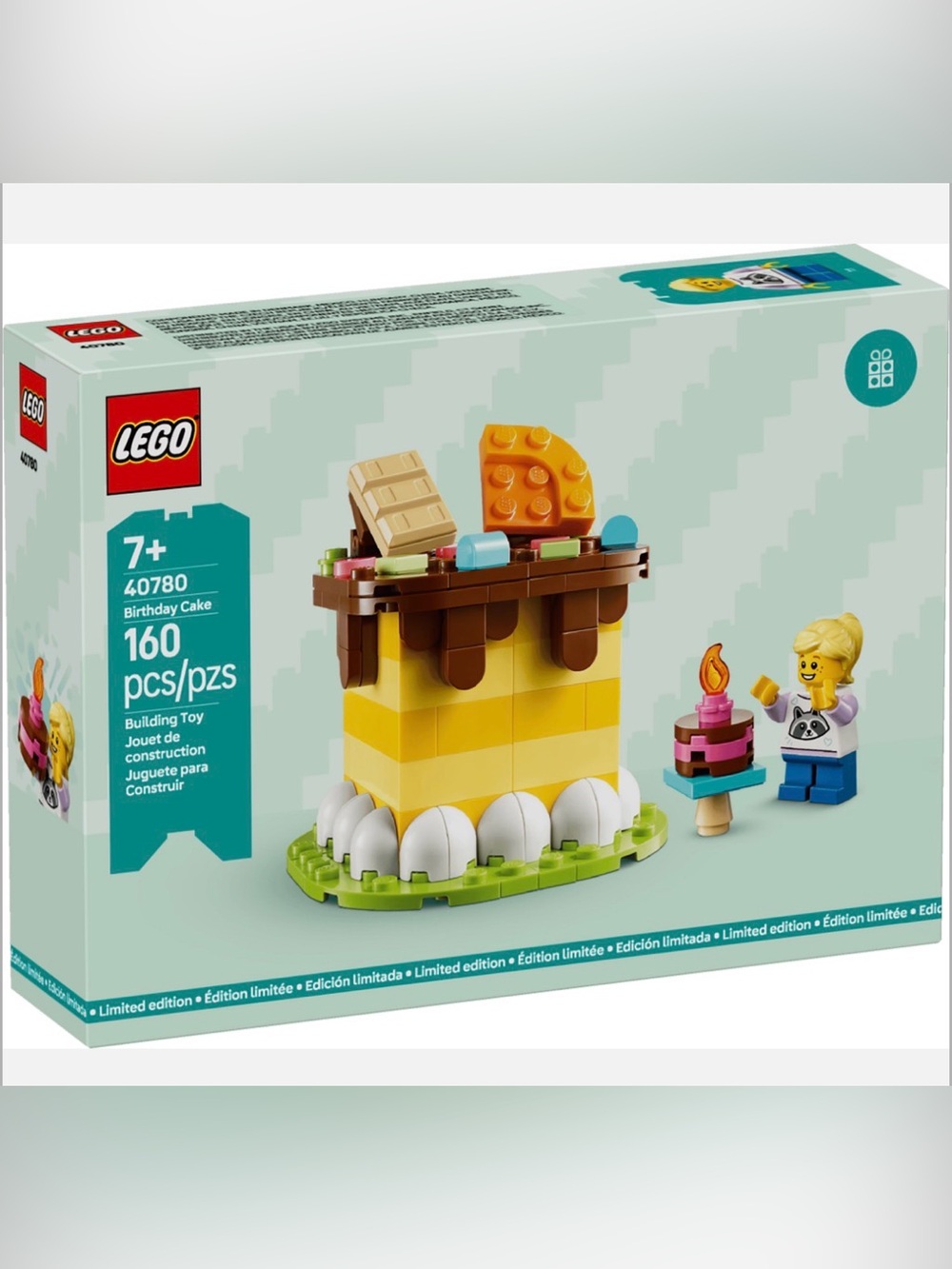 LEGO Yellow and Brown Mini Birthday Cake Building Set